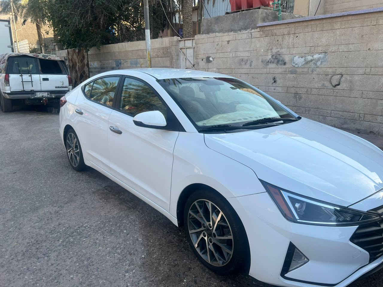 السلام عليكم النترٱ موديل  19 أمريكي مكينه 2000 دوش  كير AT
بيه صبغ بطرف دوسة وبارد بلباب قليل فقط 
سعر 133 ورقه بيه مجال قليل
العنوان البصره مركز 
الاستفسار اتصال على الرقم 
 
***********ال البصرة, العراق
