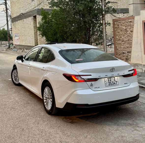 السلام عليكم
كامري 2025 خليجي E-PLUS
وكالة عبد اللطيف جميل
فووول مواصفات للاخير...  1/1
مكفولة كفالة عامة بحاله الزيرووو.. 
ماشية 1600 كيلو 
بانزين وهايبرد
بصمة
سقف فتحة 
حساسات امامي خلفي
كامرا
برده كهرباء
مري شفط
شحن وايرلس
رقم بغداد بأسمي 
سنوية وهزه جديدة
السيارة جديده بحاله الوكاله سعرها 275 وبيها مجال بسيط  بلعافيه ع الياخذها 
للإستفسار ***********
