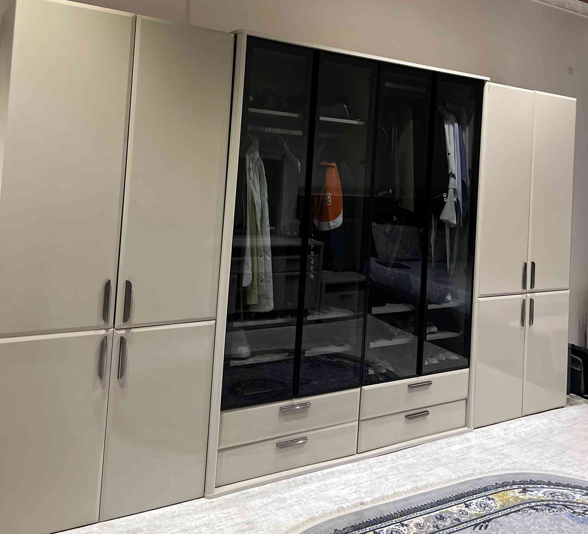 غرفه خشب تركي ثقيل HDF ( مستعمل سنه )
(11 قطعه  ) 
السعر  ( 2,500,000 ) بيها مجال
العنوان ( البصره ام قصر ) 
للتواصل ( *********** )
