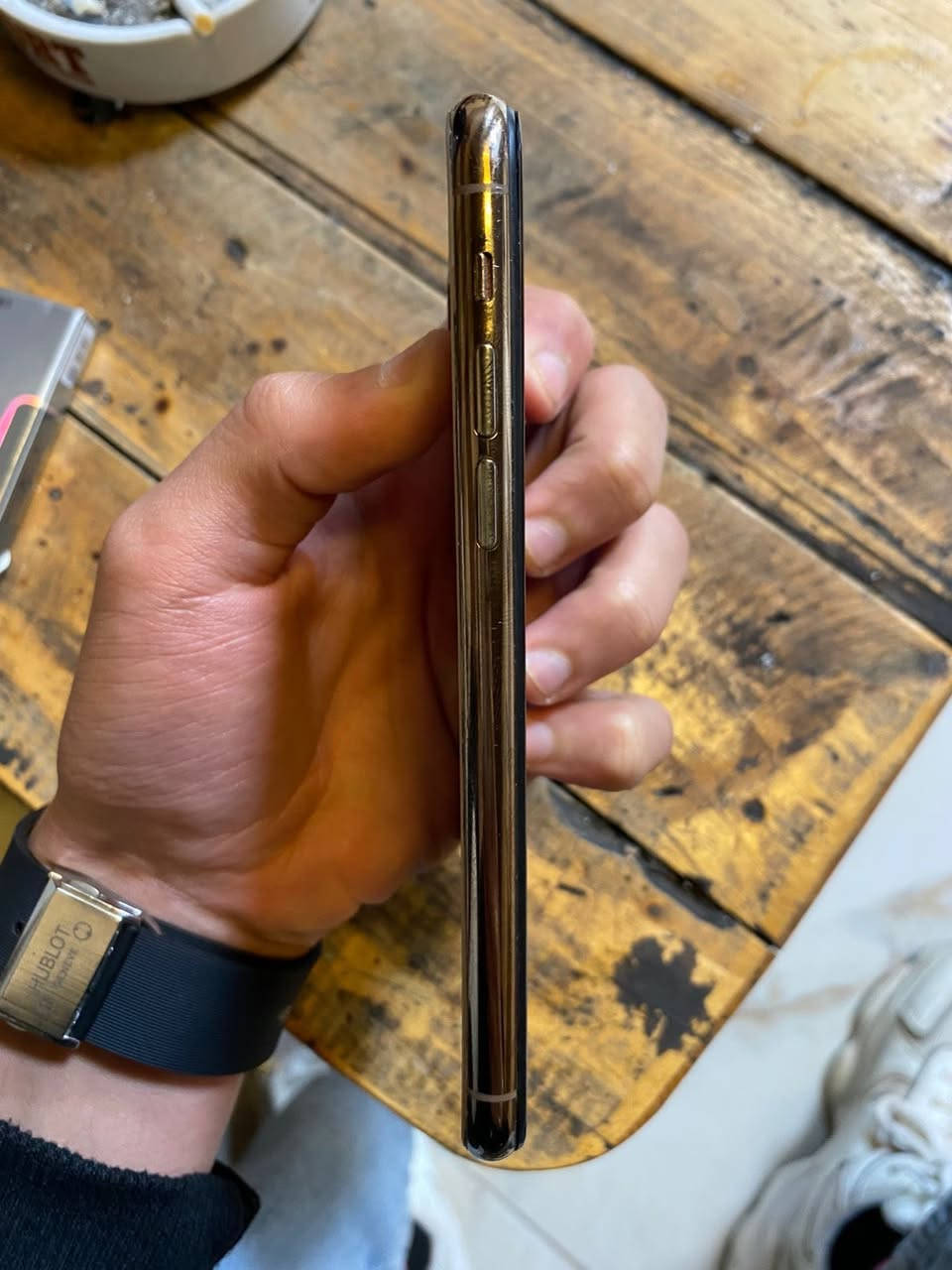 الجهاز مبدل بي شاشة وبطارية درجه اولى والظهر مفطور فطر خفيف الجهاز مابي شي وشغال ومرتب الفيس ايدي شغال مشكلته الوحيده كامراته الوره متشتغل وسواتهن ب50 الف يرجع طبيعي الجهاز ب175 وبي مجال


**إذا كنت صاحب هذا الإعلان وتريد حذفه لأي سبب، رجاءا أرسل رسالة إلى الدعم الفني**