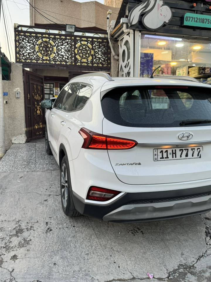 سنتافي موديل 2020 وكاله خليجي فول مواصفات مكينه 6 سلندر بنوراما كشنات جلد تدفئة تبريد شاشة إلكترونيه حساسات شاشة كبيرة مواصفات كلش اهواي مكفول كفالة عامه يوجد بارد بسيط في صندوق باب الجنطه رقم بغداد بسمي العنوان بغداد الرصافة ***********
