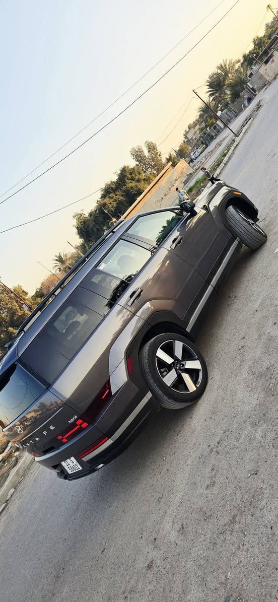 سنتافي 24  فول للاخير هايبرد 
حادث فقط بنيد نفسه نصبغ بدون ارباك ماشيه 50
 
  السعر مناسب 235$ ورقه مجال بسيط  
  
***********

***********
المواصفات ملاحضه السياره 7 راكب مو 5
1بصمه ابواب وتشغيل وصندوق 
2 كير تعليك بل ستيرن 8 نمر  
3 كشنات جلد 
4 شاشه ايباد كبيره 
5 بانوراما
6 حساس خلفي 
7 كاميرا دواره 
8 حساس امامي
9زنون عالي وناصي 
10 لدات
11 اطفاء ذاتي 
12تشغيل لكاميرا 
13كشنات تدفئه 
14ارباكات عدد ١٠
15 تشغيل عن بعد 
16 خمس انضمه قيادة 
17 كير ٨ سرعات 
18 اشاير مري
19ويل كب 19 
20 مخارج يو اس بي شواحن 2 واير ليس 
21 اوتو هولد 
22 رادار من تفتح لابواب 
23رادار بل شباك لامامي مانع تصادم 
24قيادة ذاتيه
25 رادرات خلفي تتوقف تلقائي 
26  نقطه عمياء 
27 كشنات داخل 
28 تحكمات فول
29 حساسات اطارات ومطر وغيره 
30 شاشه صغيره لعرض لعطلات 
31هند بريك بصمه 
32 صندوق كهرباء 
33 شفتات ستيرن 
وباقي المواصفات ماتحضرني وبل عافيه عل مشتري مقدما تترقم سياره بسم المشتري مباشر
