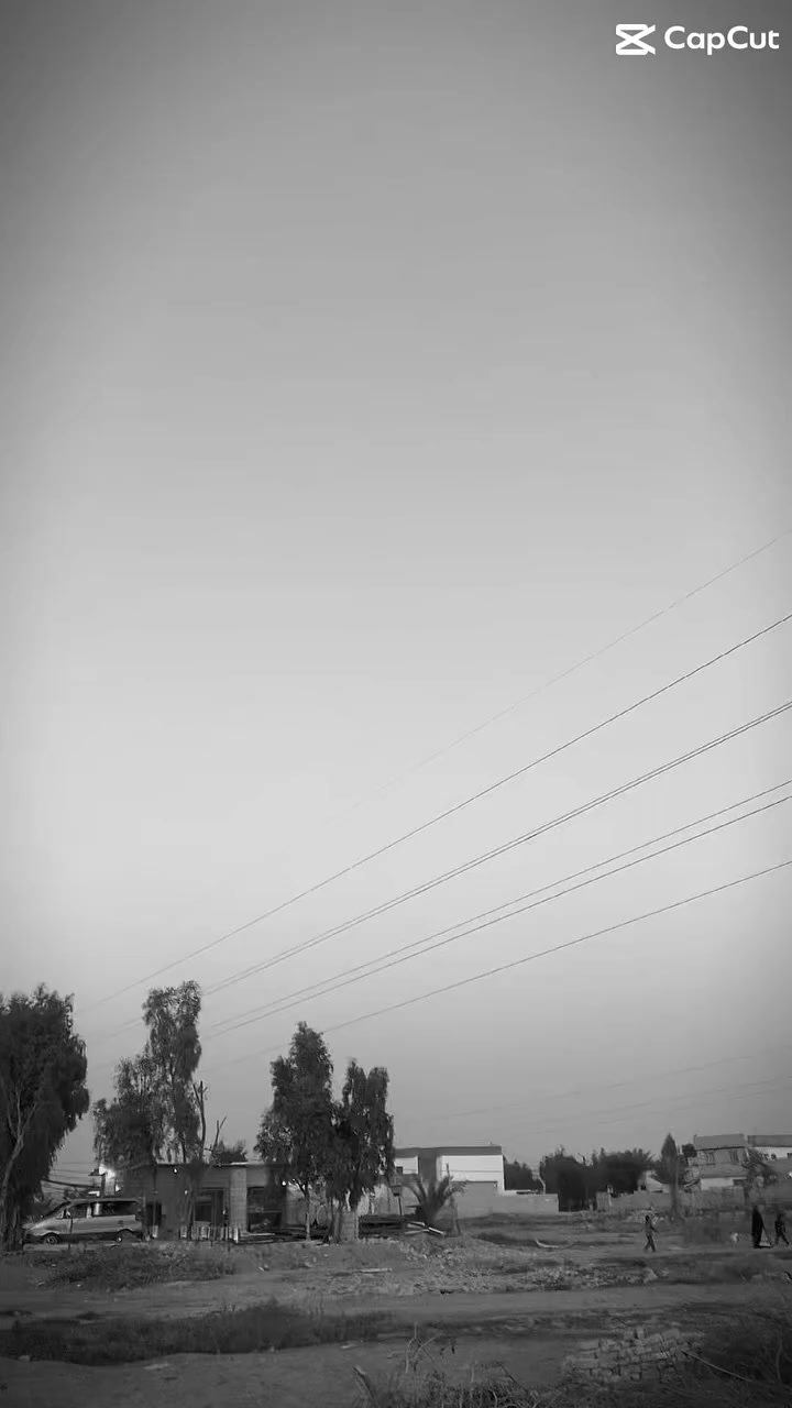 سلام عليكم دراجة للبيع 2025مكفوله بس محرك ابيض أوراق كامله كهربائيات كلهه شغاله السعر 600بيهه مجال مكان ديالى العنبكيه ناحيه السلام رقم هاتف ***********
