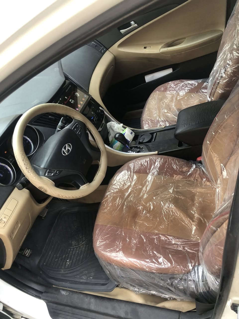 السلام عليكم
سوناتا ٢٠١١ خليجي محرك دوش ٢٤٠٠ تبريد نعمة من الله رقم بغداد بسمي تحويل شوكت ما تحب بيها ٥ قطع صبغ السونار ناشرة بالصور السعر ١٠٠ وبيها مجال 
للاتصال / ***********
