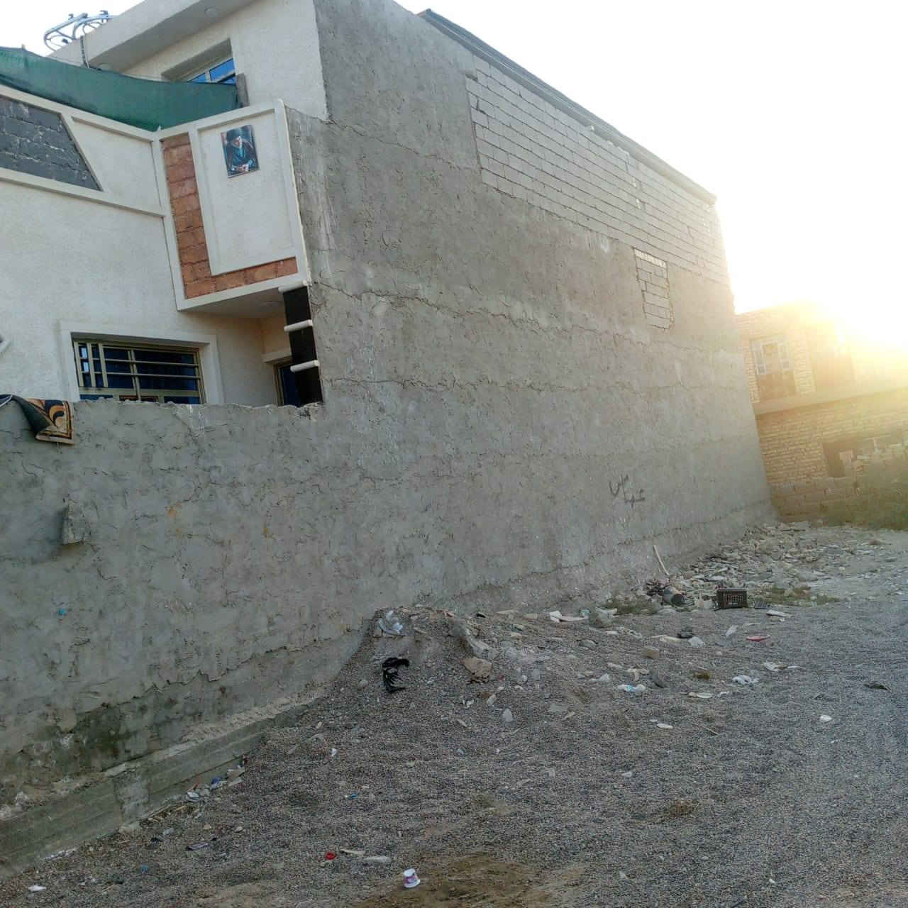 البيت البيع شارع ٦٠ قريب مختبر غيث غرف النوم ٣ صحيات ٣ جديد *********** واساب
