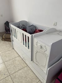 اغراض للبيع سبالت عدد2ابو طنيين وسبلت واحد3طن كلهن800سرير أطفال 75طغم ...