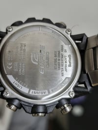 كاسيو ادفايز • كاربون فايبر • بلوتوث