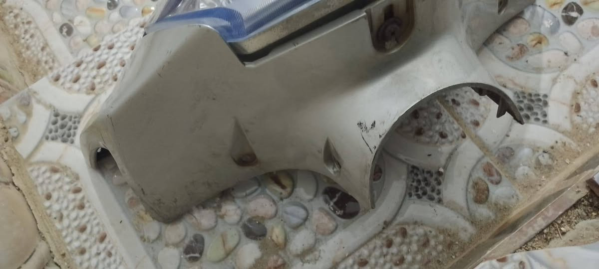 السلام عليكم
غراض ماكس للبيع كلهن مال دراجه رمبه
لايت امامي+بكلايت مع ذيل+ترايش+صفاحيات
عداد مع كفره + صفاحيات 
مكاني ناصريه رفاعي 
***********
