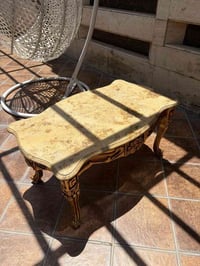 ميز مرمر للبيع نظيف مابي كسر  للتواصل  07814135444