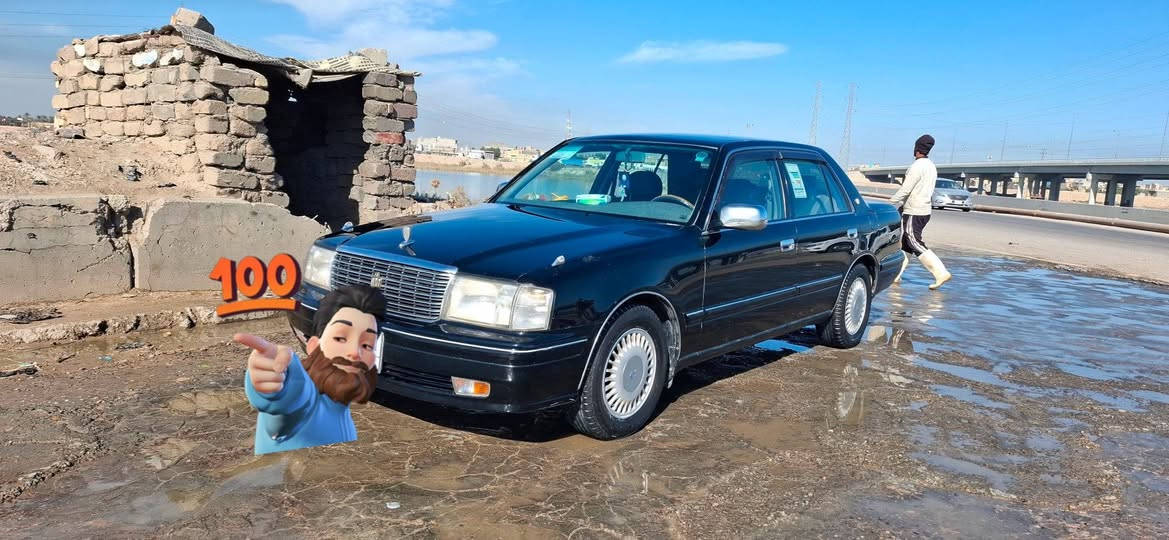 سلام عليكم  راس ثور تكم لون اسود شاصي٥٥ خمس دكم كشنات كهربائي سياره جديده مكفوله كفاله عامه سياره بسمي قبل سبوع من حولتها  مشروع وطني شرط تحويل  ومال بيت ما متعوبه محرك وكير كارتون تبريد امامي خلفي دواخل دشبول كله جديد كهربأيات كلها شغاله ضبابي جامه لوره شغال سياره جاهزه وين ما تريد تروح روح بيها عنوان بصره قضاء القرنه وانه خادم بس لحد يكسر بيها والله لو ما محتاج ما بيعها  وبل عافيه على ياخذها *********** سعر ١٠٥ وبي مجال
