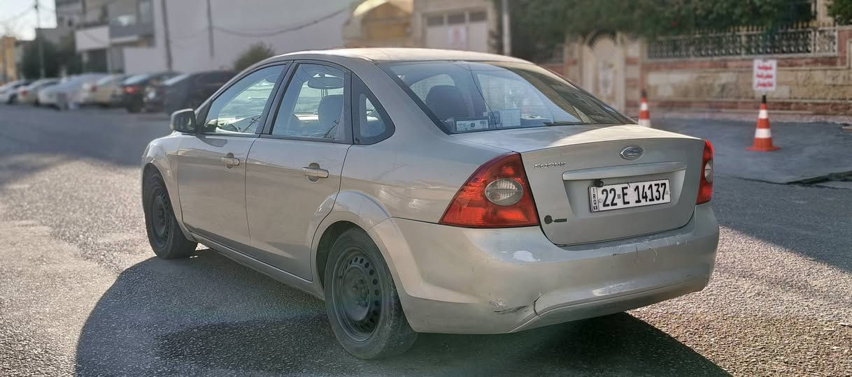 فۆرد فۆکس ٢٠٠٩
‎
 ١ پارچەی بۆیاخە
‎
 ‎شاشە و ڤۆلێۆم و دەبڵ گێڕ و قوفڵ مەرکەزی

گێڕ و مەکینەی بەشەرتی فەحس 

‎تەبرید و کارەبای بەشەرت
‎
‎کەمێک کاڵبوونەوەی هەیە 
‎
‎تەحویل و غرامە بەشەرت
‎
٦٢ وەرەقە و معامەلە 

‎0771 251 8282

----------------------- السليمانية, العراق
