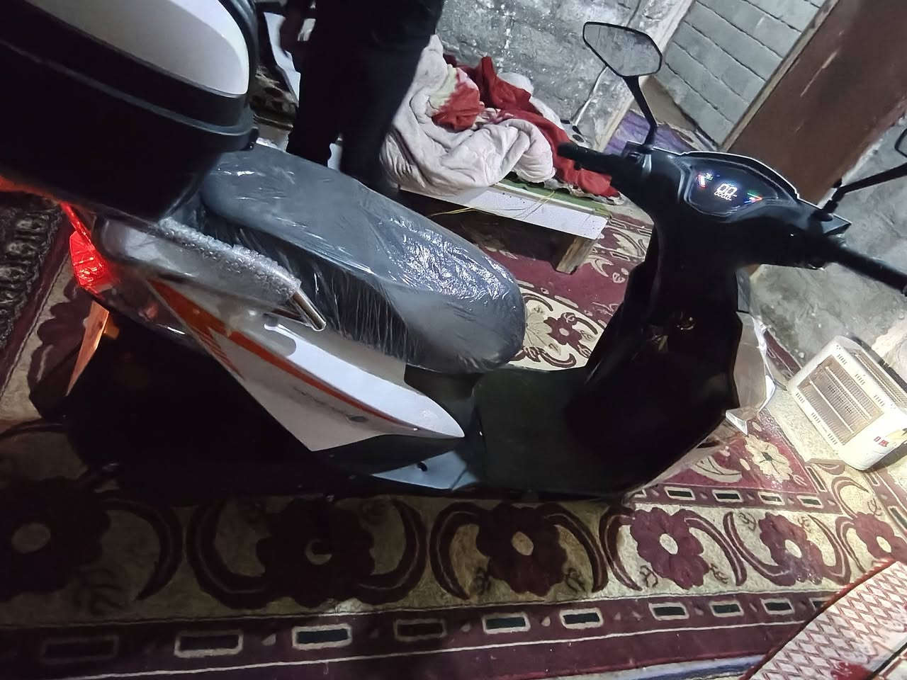 السلام عليكم دراجه للبيع قبل يومين مشتريهه متوازي على بيعتهه السعر 775 وبيها مجال لشراي فقط *********** المكان بغداد الغزاليه
