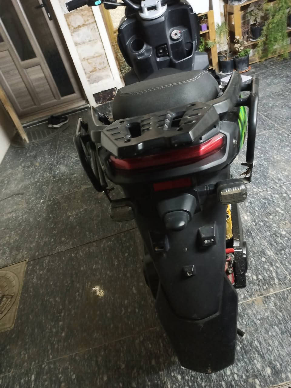 سلام عليكم اباجي ملف 3000سته باتري مصطره جاهزه من كل شي كهربائياتهه كلهه شغله السعر 950عنواني بغداد زعفرانيه رقم الهاتف ***********
