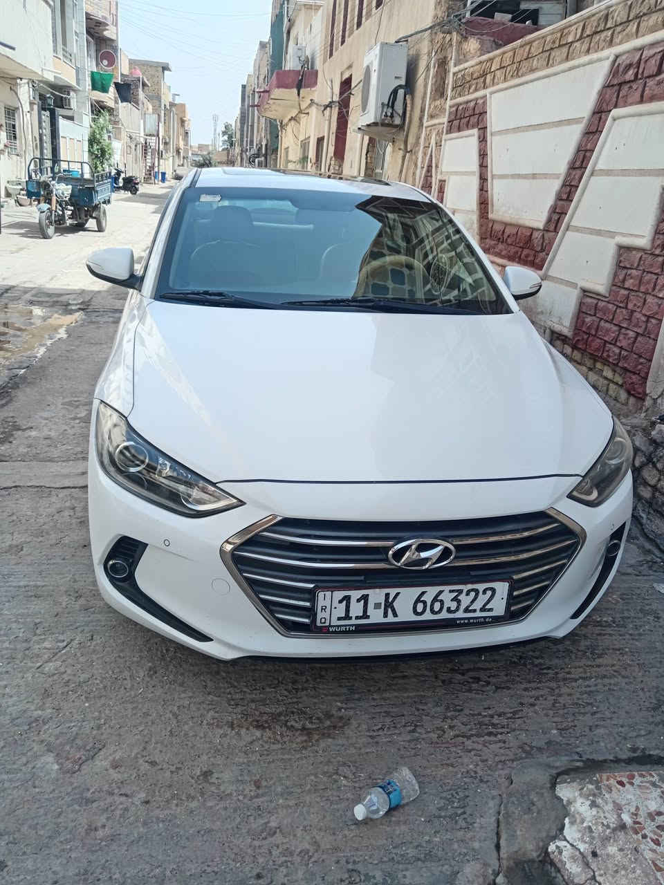سلام عليكم شباب عندي النتره 2018 خليجي رقم بغداد مشروع وطني مكفوله كفاله عامه مواصفات فتحه قطعتين تبريد اشاير مري محرك 2000 تخم تاير زنون سياره احلا من صورالسعر 154تلفون ***********
