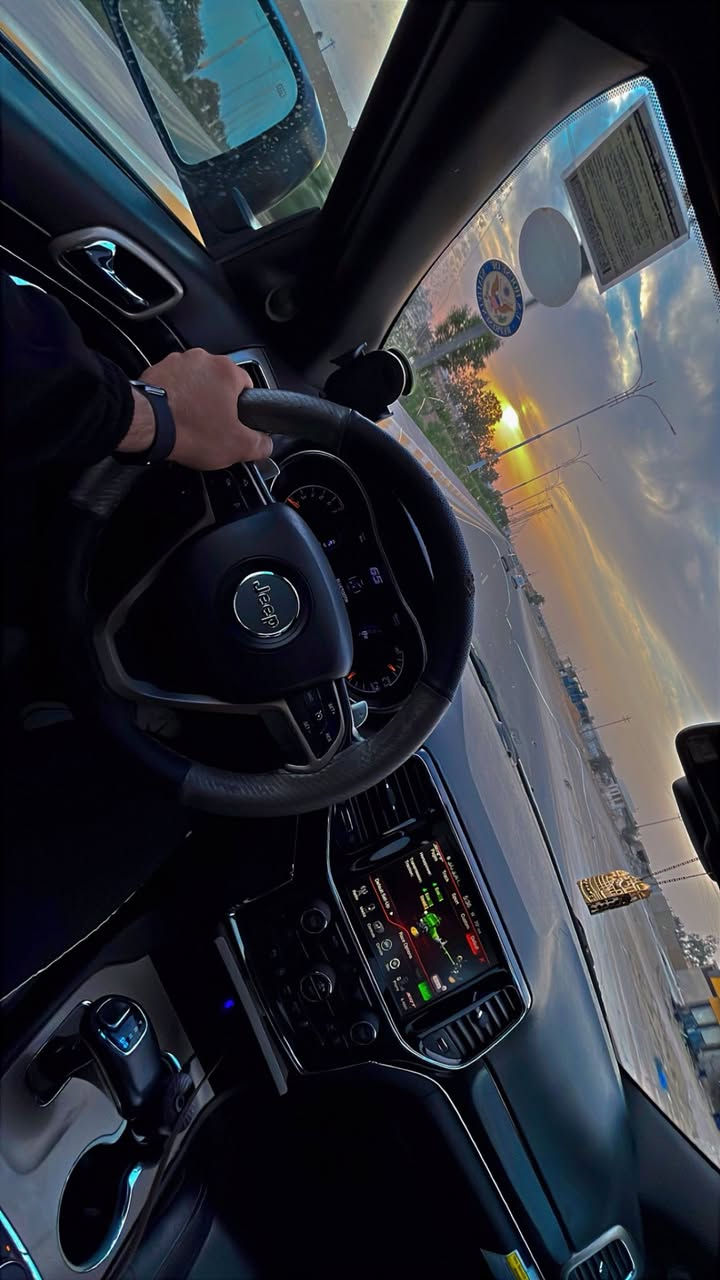 للبيع فقط
جيب ١٤ لمدتت بلاص فول مواصفات ميحتاج اشرح مواصفاتها  محدث ٢٠ 
السيارة دخول كلين اي ضرر مابيها كفالة عامة 
ماعدة شبر بجاملغ الخلفي اليمين بالعراق  مشخوط وصابغينة على كدة الشخط  باقي السياره كفالة كفالة 

سيارة جاهزة خير من الله ربع دينار ماتصرف عليها 

السعر٢٥٥ قفل 🔒 
***********
