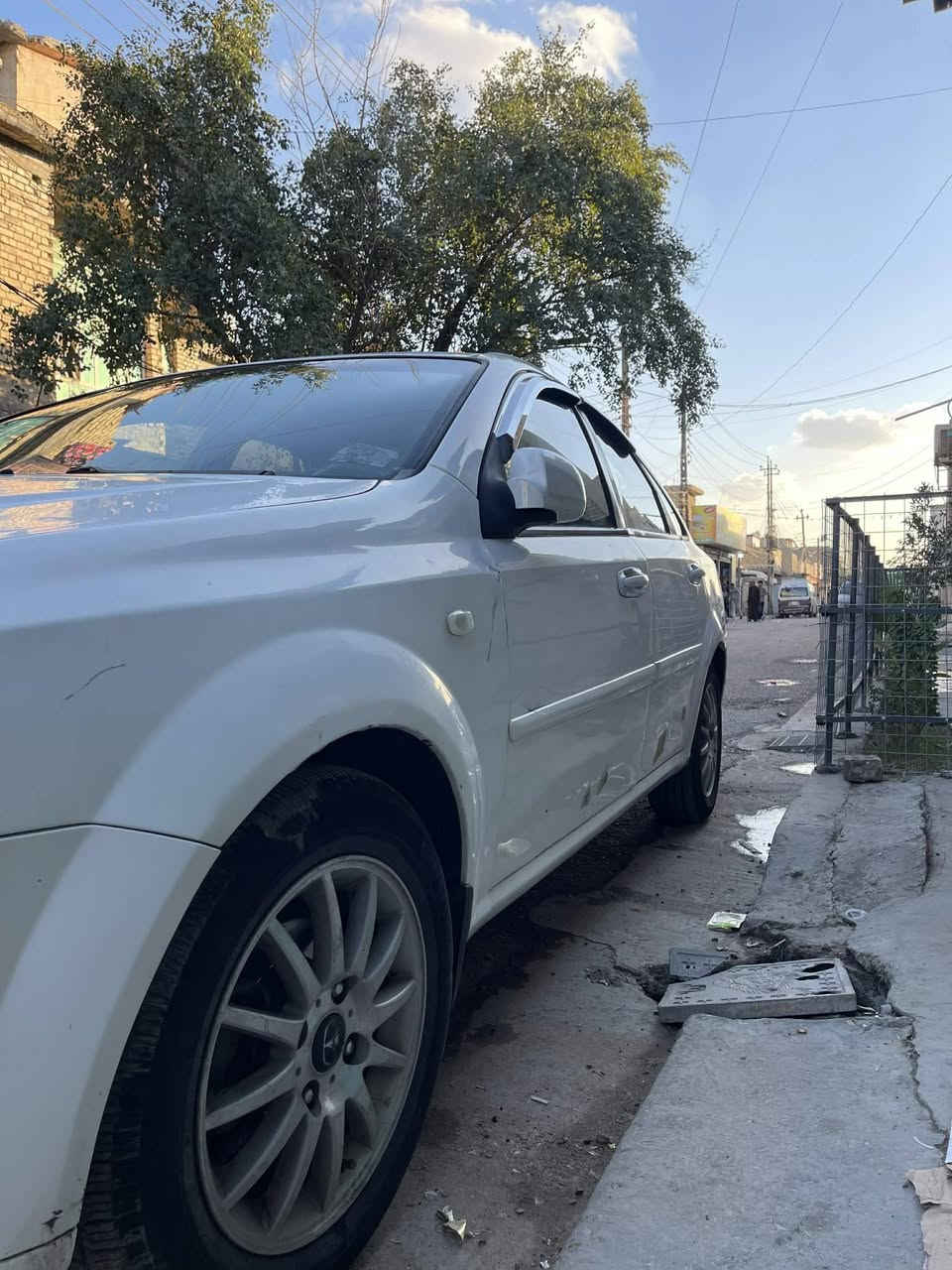 السلام عليكم سياره اوبتره لا سيتي موديل 2007 بغداد بسمي مري كهربائ وفتحه تنته كهربائ تخم تاير صدر جديد محرك وكير انضاف تبريد وتدفاه خير من الله السعر 65
***********
