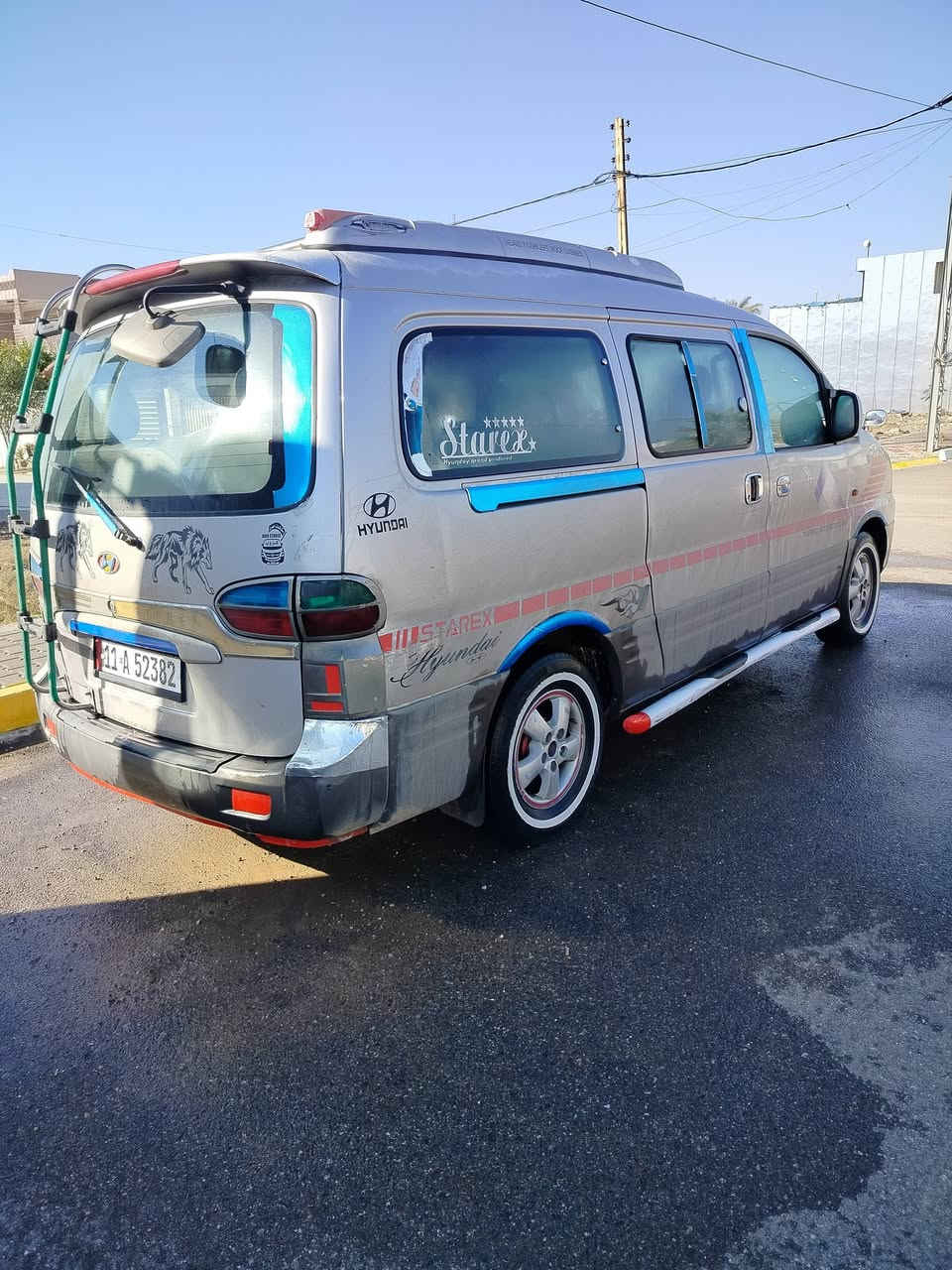 سلام عليكم استاركس لبيع موديل 7 فول سياحي رقم بغداد دولي بسمي محرك مفتوح كير عادي سعر 88 مكان سياره كركوك تازة شراي يخابر رقم ***********
