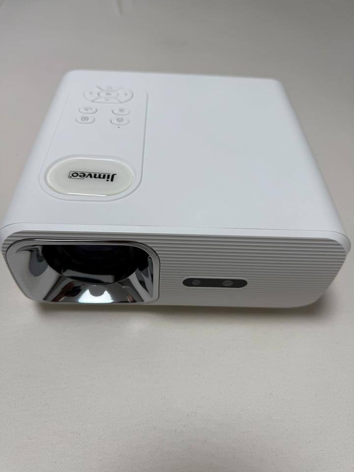 سلام عليكم
متوفر داتا شو 
——————-
الموصفات :-
وايفاي بلوتوث  
يرمونت
و يدعم  Screen Mirroring
( انعكاس شاشة)
للاندرويد و الايفون
تحتوي على منافذ 
‏h dmi‏
Usb
قوة العدسة 17 الف لومنس 
داتا شو يعمل في 
الاضاءة العالية والدقة 1080
و يدعم 4k
سبيكر داخلي وصوت عالي جداً
زوم تكبير تصغير حسب
 احتياجك  وتفتح مساحة الصورة
 حتى 12 انش تقريباً 3 متر 
كل هذا بسعر بعد التخفيض من 
سعرها120 الف يوجد توصيل


**إذا كنت صاحب هذا الإعلان وتريد حذفه لأي سبب، رجاءا أرسل رسالة إلى الدعم الفني**