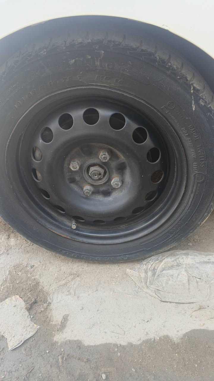 سلام عليكم بانده للبيع مكفوله من ضربه صبغ جاملغ فقط كير مكينه صدر تبريد كله تمام رقم بغداد نكليزي بسمي سياره خير من الله سعر 44مجال قليل رقم هاتف***********
