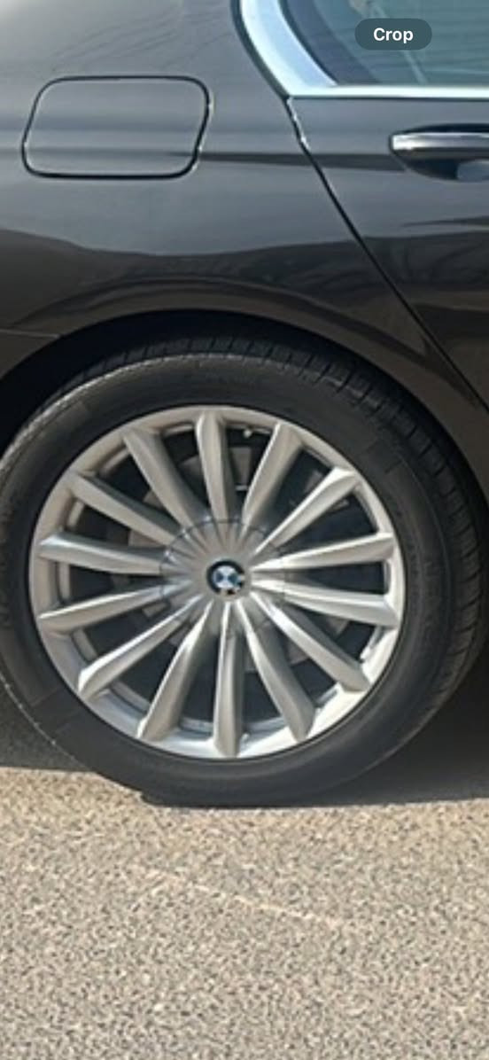 السلام عليكم اخوان ويل قياس ١٩ مال 740 تو سايز نظيفات كلش اصلي مو كوبي من موديل 2016 لل 2019  ***********
