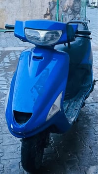 فراشة • نضيفه • عوزها باتري