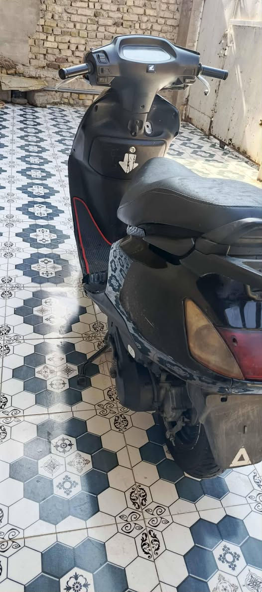 سبيسي ياباني كلش حلوه ونضافه لبيع  مفتوحه البكان كوت سعر 600 اوبيها مجال قليل رقم ***********
