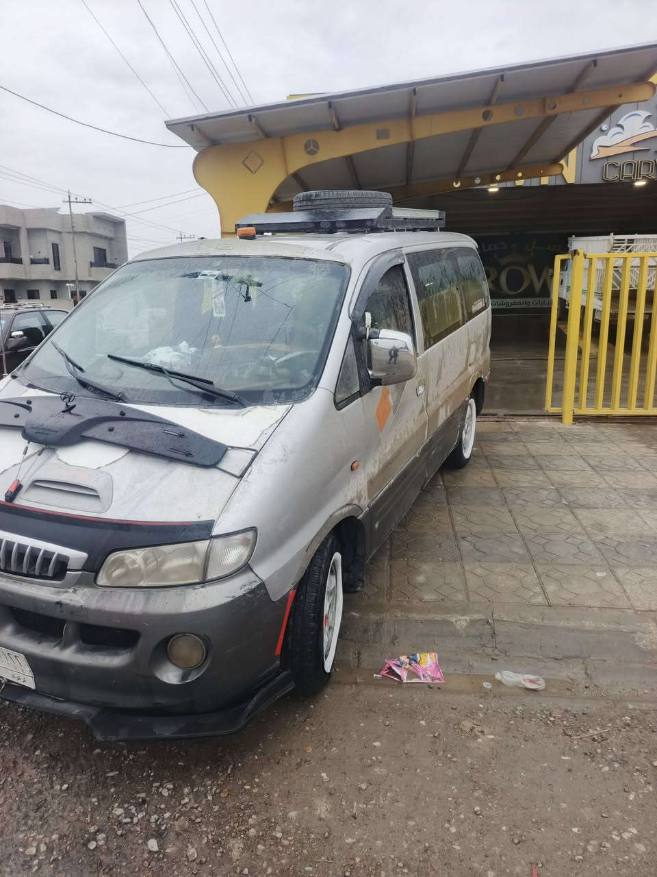 سلام عليكم استاركس موديل 2001 رقم كركوك صدر نص باتري جديد محرك خيط بخار تبريد نقص غاز بس اني وكيل اول السعر 47 وبيهه مجال مكان كركوك الرقم ***********
