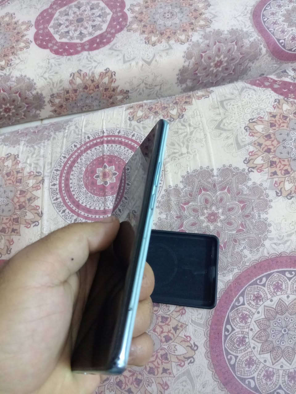 هونر x9c 5g 
عشوائيه 12+12 ركز مو 8
بطاريه 6600
جهاز مواصفاته معروفه
جهاز مكفول فقط بي شخوط بزوايه الاطار موضحات بالصور 
للبيع او مراوس بجهاز العاب 
سعره قفل 275
مكاني بعقوبة 
***********
