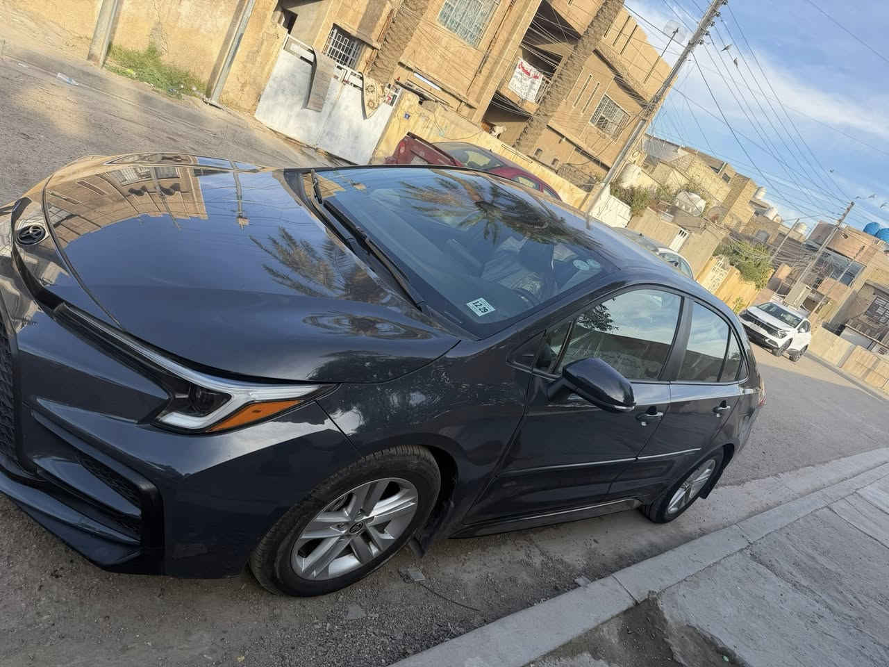 السلام عليكم ورحمه الله وبركاته
للبيع كورلا se ٢٠٢٥ وارد امريكي 
عداد الكيلو متر ٧٥٠٠
لون سمنتي دخاني مميز 
مكينه ٢٠٠٠
بصمه تشغيل عن بعد . رادارات . اشاره ترحيب 
القبضات مال الباب بيانوبلاك. الداخل بلاك ايدشن. سايد بريك دكمه .
ويل كبير . مانع انزلاق . دبل صالنصه خلفي
دخول ذكي.اوديو . كروس سرعه . الكشنات اسود واحمر . ايرباكات كلها سليمه بس ايرباك البرده طاك  وحادثه موضح الكم بالسونار  سياره رقمها اربيل وب اسمي تحويل ثاني يوم  سياره ياباني وارد امريكي مو هايبرد سياره بانزين فقط  فول السياره ماعده الفتحه  مكاني بغداد حي العامل سعرها ١٨٠ الموشراي لايتصل ولايتعب ولايكسر بحلال العالم  للعلم السياره مدوشمه بالكامل ارضيه وكشنات وصندوق حفاضا على كشناتها الاصليه
للاتصال ***********
