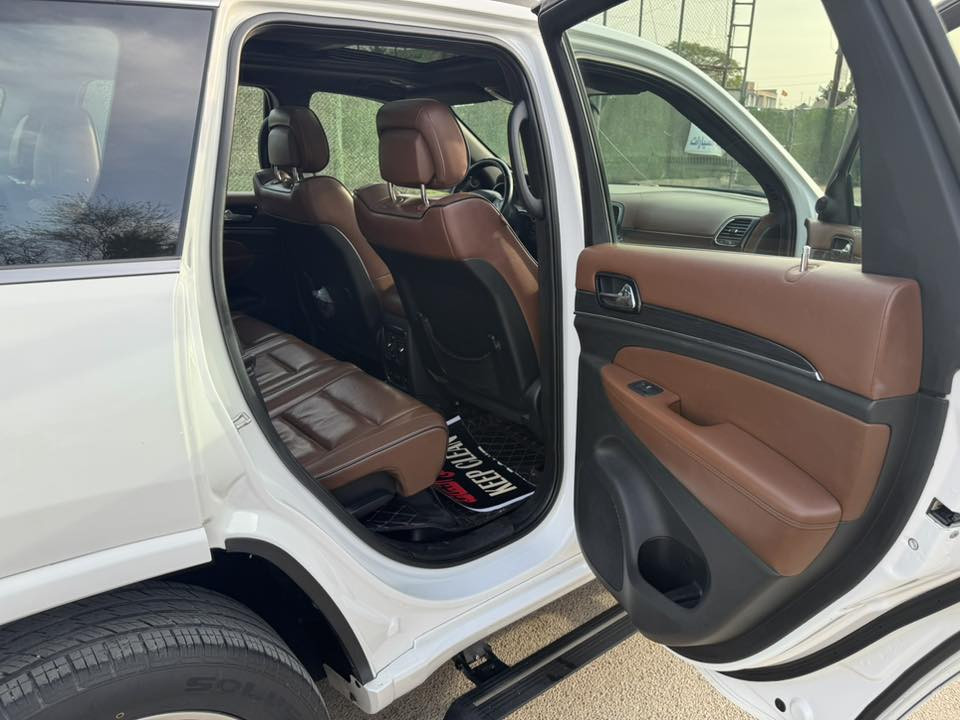 السلام عليكم جيب اوفر لاند موديل 2020 مكفوله فول 1/1 اعلى مواصفات جكات ماشيه 46 رقم بغداد هزه جديده باسمي جديده جدا جدا  السعر 320 الرقم ***********
