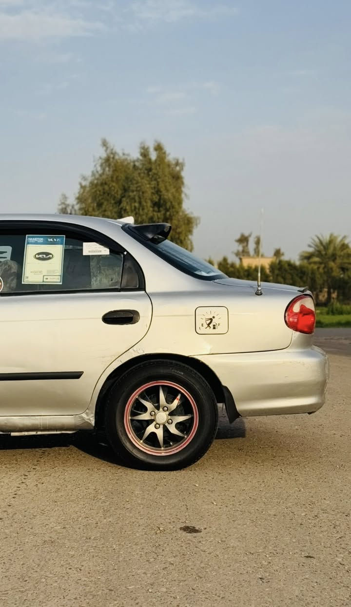 سلام عليكم للبيع سيفيا موديل 2001 رقم بغداد دولي كير اوتماتيك شرط محرك شرط تخم تايرات جدد صدر جدد تدفئه شغاله كهربائيات كلها شغاله صبغ حزام بدون حادث سياره جاهزه ماناقصها شي السعر 36وبيها مجال المكان صلاح الدين للاتصال ***********
