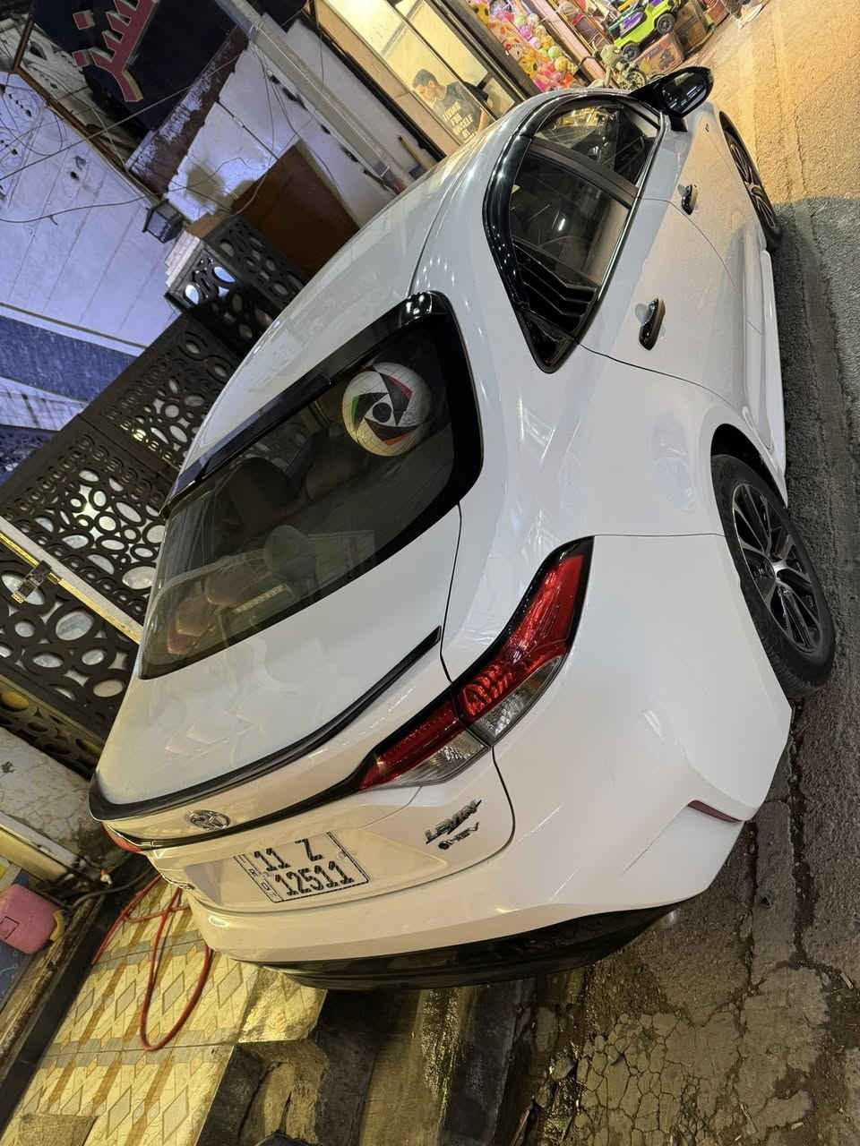 السلام عليكم سياره كورلا للبيع مديل 2025 فول مواصفات السياره خليجي شكل الامريكي هايبرد كفاله عامه ماشيه 10 الاف بسمي رقم بغداد مكان بغداد اليرموك *********** 
***********
