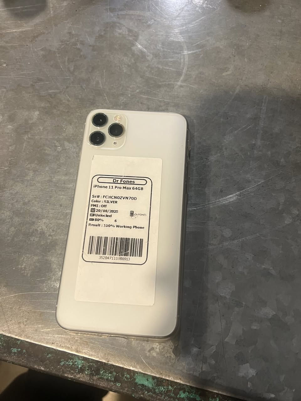 سلام عليكم 11برو ماكس للبيع  لون ابيض جهاز نضيف بشكل ما مفتوح ابد بطاريه 81 بلادي سعر 425وبي مجال لشراي 
***********
