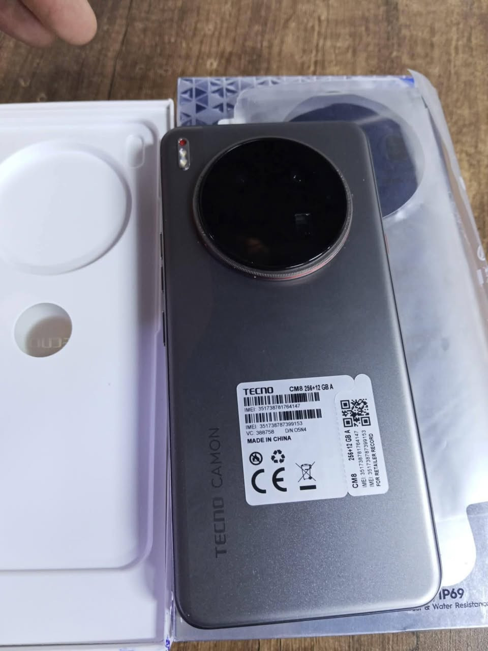 جهاز Tecno common 40 premier  
جهاز نظيف جداً ماداخل تصليح مكفول 
مراوس فقط 
***********
