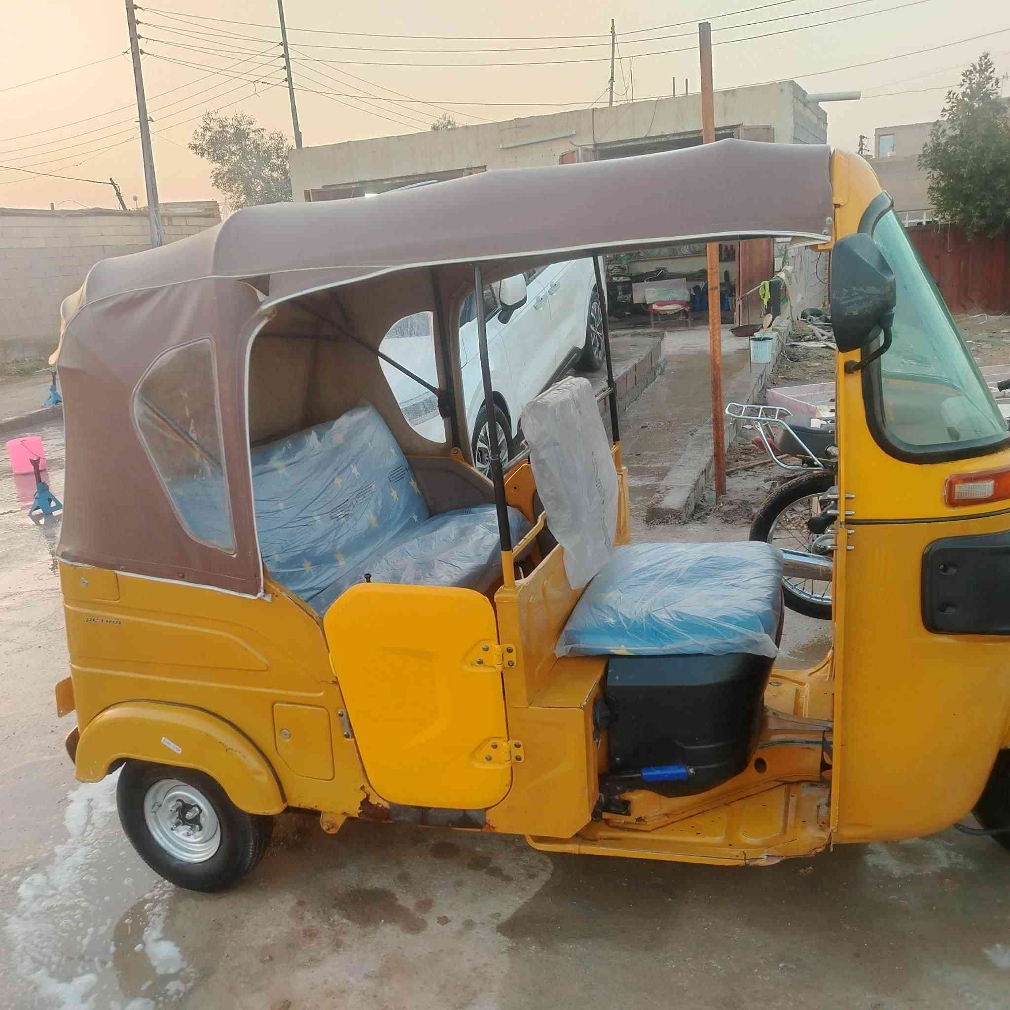 سلام عليكم تكتك موديل ٢١شهر٤ تكتك بلاديه ضربه مابيه دوم تعمير خيسات فقط لا معجون ولا صبغ مكينه تجفيت شركه شرط لا تنقيص لا تبخير رقم ذيقار مداور ثاني يوم مكان ناصريه قضاء النصر الخاص مغلق رقم ***********
