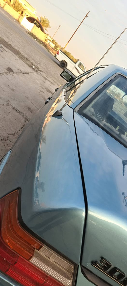 السلام عليكم 
مارسيدس  1990 
كير مكينه بطه 2.5 
كفاله من الضربه والتبديل وضع شركه 
صبغ جماليه فقط كير مكينه مكفولات السياره احلى من الصور
صلاح الدين بلد ***********
