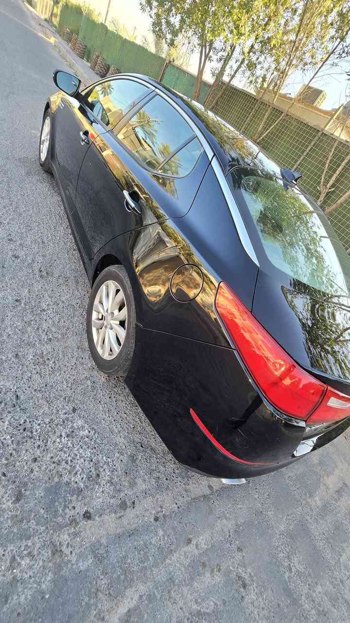 كيا اوبتما 2014 شكل 15
محرك 2400 gdi

وارد امريكي

فئة ex فول مواصفات

فتحة بانوراما 

كاميرا خلفيه

تدفئه وتبريد للكشنات الأمامية 

تدفئة مقود

تبريد قطعتين ثلج

كشنات أمامية كهربائية مع ذاكرتين لكشن السايق.

مرايات شفط.

مثبت سرعة

بغداد الدوره

موبايل ***********

السعر 118
