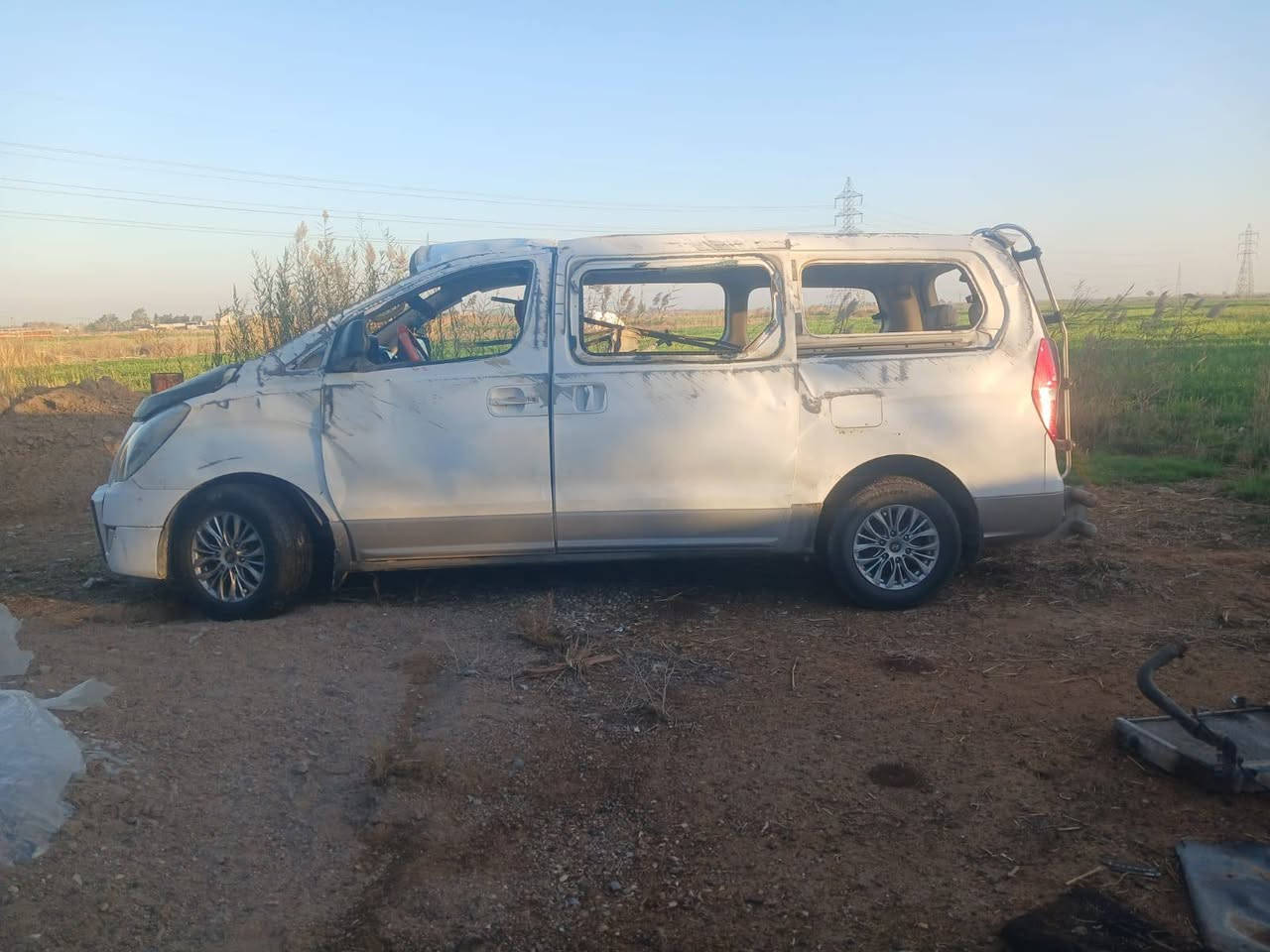 السلام عليكم
ستاركس ٢٠١٨ للبيع 
ع حادثهة أبيعها مصفره غرامات خط وبحث مكينه كير اكسل مكفول وتبريدها شغال سابقا كفاله حداديتها ما بيهة شي 
***********
