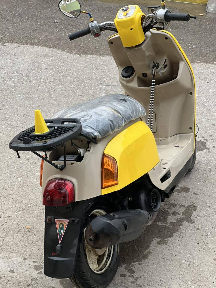 سلام عليكم ماكس بوليس للبيع دراجه خير من الله شلعه معدل فول السعر 550 وبيهة مجال المكان بغداد الزعفرانيه الرقم *********** الدراجه احلى من الصور 🤙🏻
