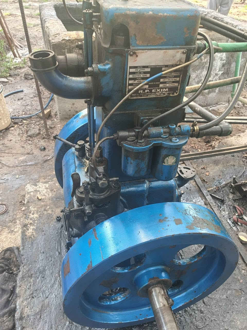 مولد للبيع 10 حصان  7 ونص كيفي 
شغال السعر 800 وبي مجال شي قليل 
 اتصال على الرقم فقط ‏‪***********‬‏
المكان بابل جبله زبيدي
