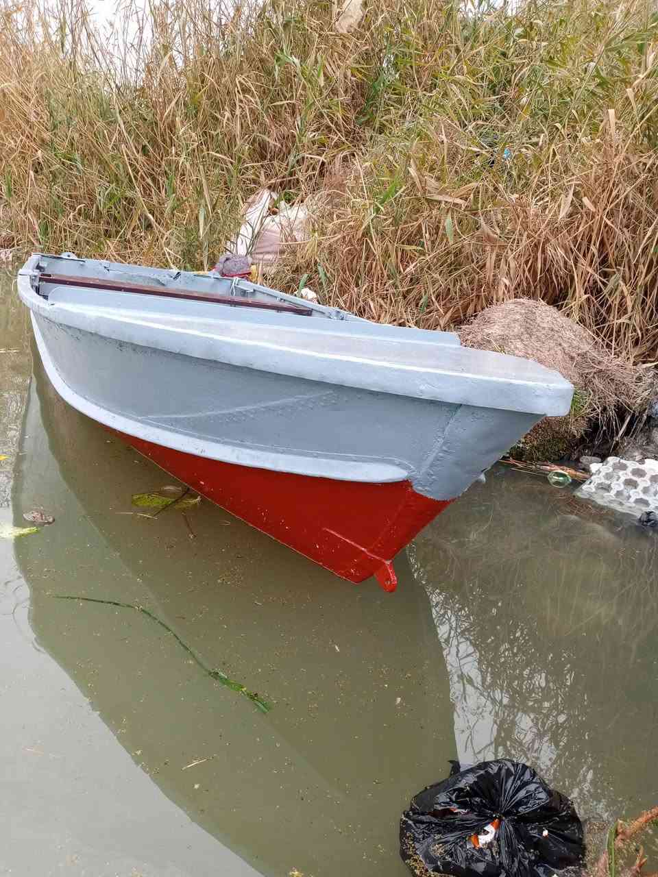 سلام عليكم المنيوم للبيع طول 4و 30 مكان واسط قضاء الحي ***********
