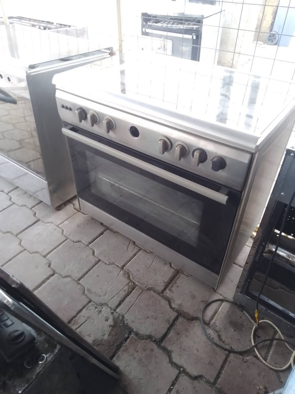 السلام عليكم طباخات للبيع نضافة 💯
طباخات لوك كافة النوعيات كريازي يونفيزلا عشتار ايطالي ضمان سنة اطيك بيهن اسعار جوة السوك ملاحضة كلهن باب اول وليس تقليد تجي تفحص وتاخذ مكاني كوت انوار الصدر شراي يتصل خاص مااجاوب ***********
