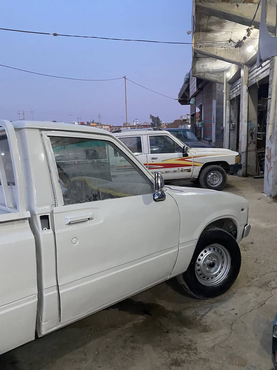 سلام عليكم للبيع تيوتا بيكم ٨٠  تعمير جديد دوشمه جديد صبغ عام جماليه كير اكسن شاصي خير من الله بس محرك بي شويه دخانه تحويل مباشر رقم ديالى صدامي  لاستفسار اتصل *********** مكاني ديالى جلولاء
