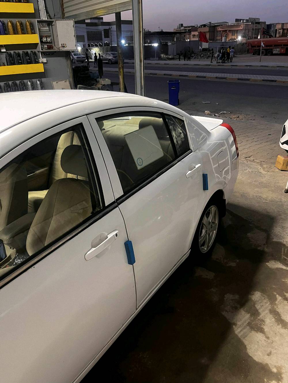 شيري A520 2013 
كير ومكينه بلاديات تبريد امامي خلفي حساس كامره مري كهراباءتحكم ستيرن اربع جام كهرباء حدايه تعبانه
ستوني مبدل جبن تايمن كايس واشر قبق رولات قوايش وبلكات وبخاخات
مكاني نجف
السياره بدون حادث بيها صبغ تصليح خياسات وبيها خياسات تحتاج تصليح