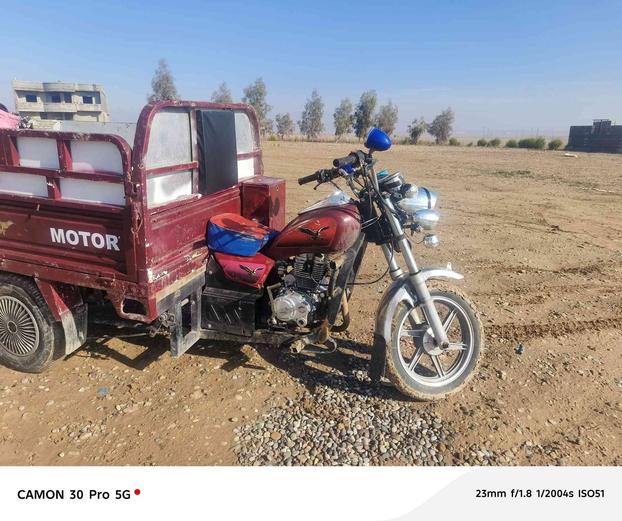 السلام عليكم ستوته ام ثاير للبيع محرك 23 شرط شرط شرط كهربائيات كامله بس عوزه باتري السعر 750 وبيها مجال الستوته البيضاء موديل 20 محرك 20 بس مبدل بوشه كهربائيات كامله سلف شاص شرط كل شيء شغال دبلات شغاله محرك اصلي السعر 850 وبيها مجال مو شراي لا تبزعني  *********** مكان عوسجه قربي
