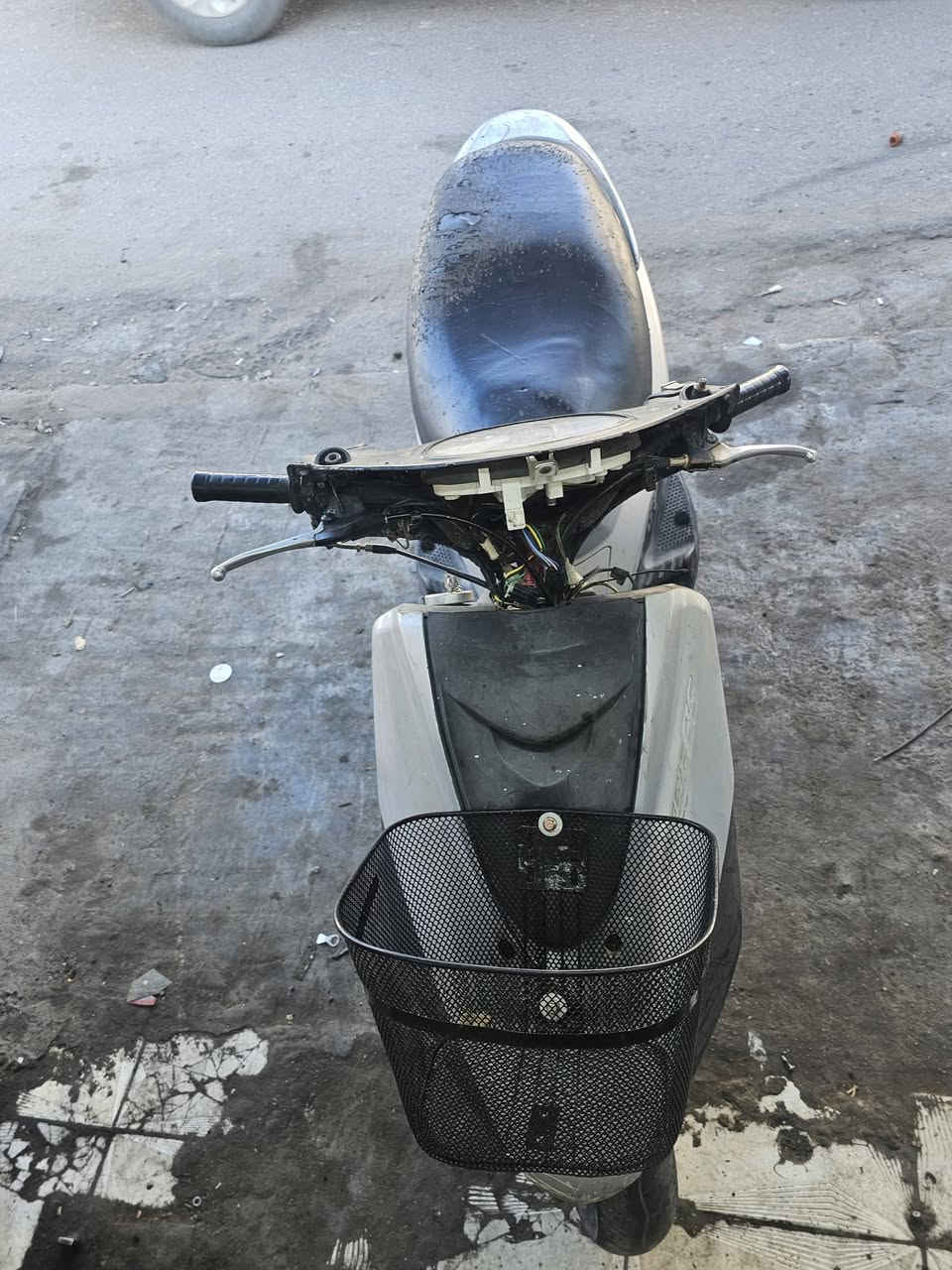 السلام عليكم دراجه بريز لايت عالي للبيع مكاني الاعظميه سعر 450 التواصل واتساب ***********
