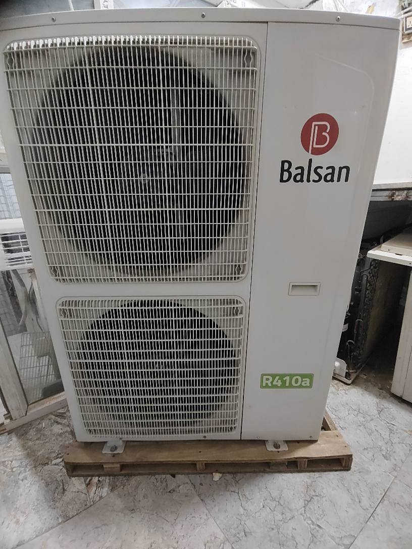 سبلت بلسان ٤ طن ثري فيز استخدام ٨ اشهر كله بلاد شركه السعر مع الشد ٩٥٠ كامل عله مع الضمان عمارة, ميسان


**إذا كنت صاحب هذا الإعلان وتريد حذفه لأي سبب، رجاءا أرسل رسالة إلى الدعم الفني**