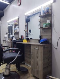 ميز حلاق • ٢ قطع • أربيل مامزاوة