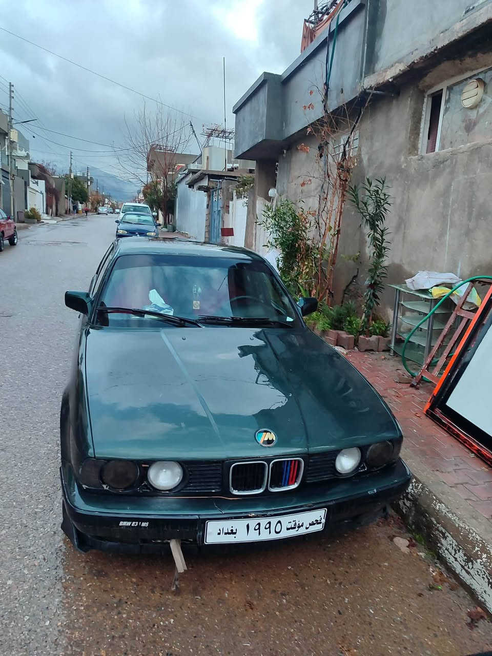 Bmw 520 بۆ فرۆشتن گێڕو مەکینە بەشەڕت ٢٣ گەڵاو معامەلە
0751 547 7260 ڕەقەمی خاوەنی
