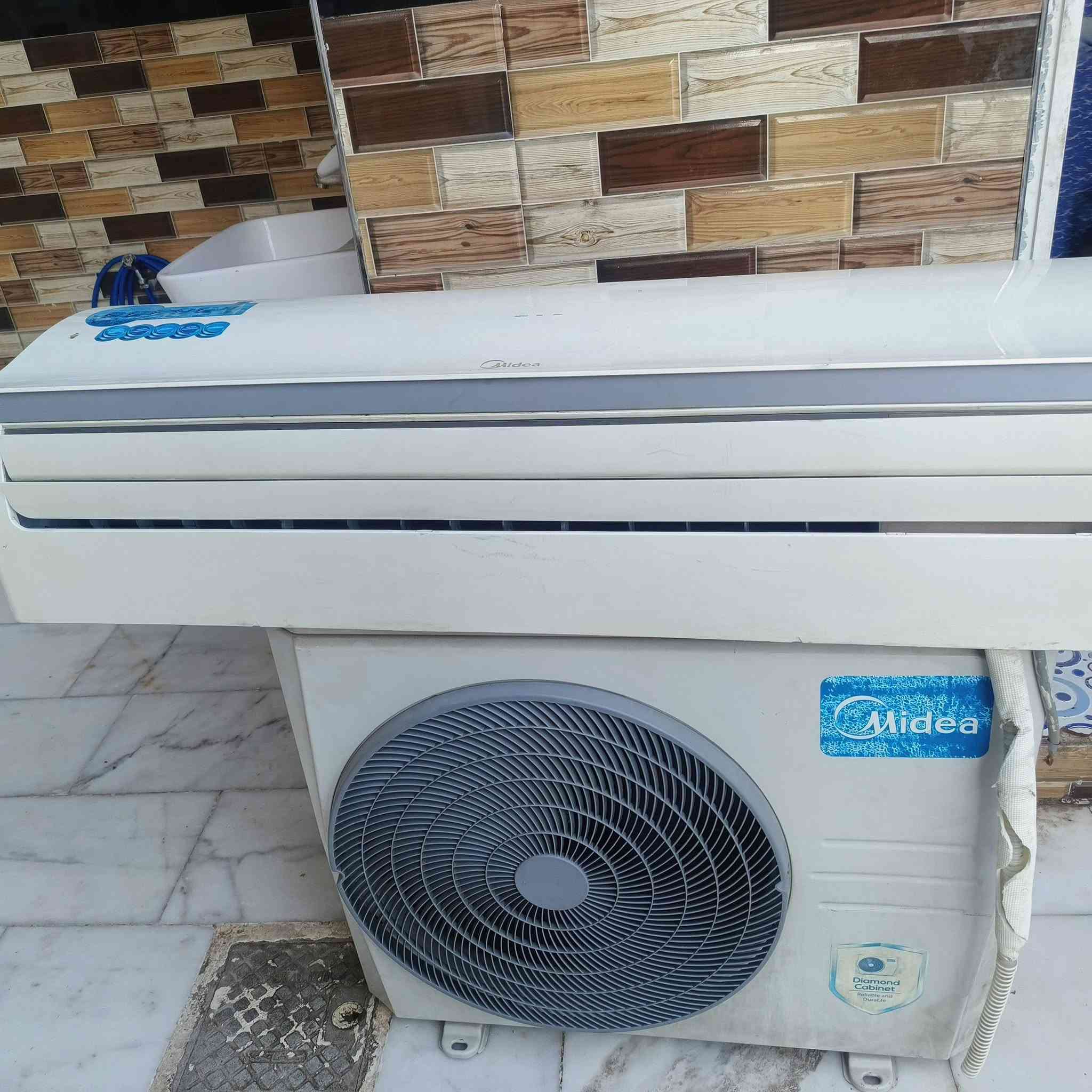 سلام عليكم سبالت ميديه جدد على ضمان لا مصلح ولا ملعوب بيهن شرط لفحص مال بيت مكاني كوت ***********
